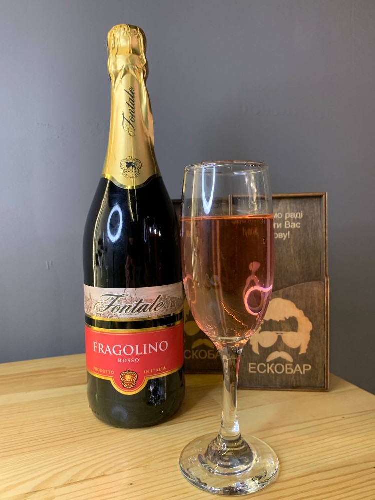 Вино Ігристе Fragolino Rosso