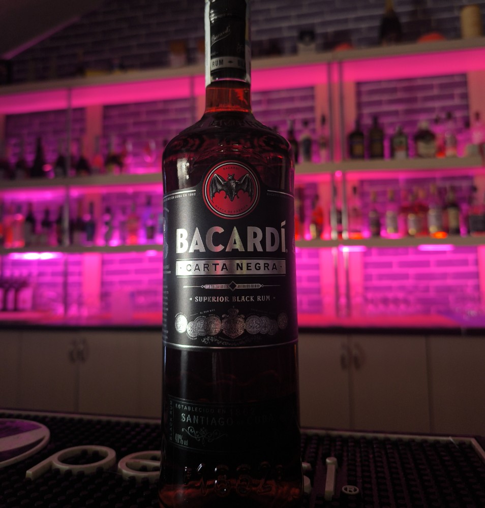 Bacardi black - 1л
