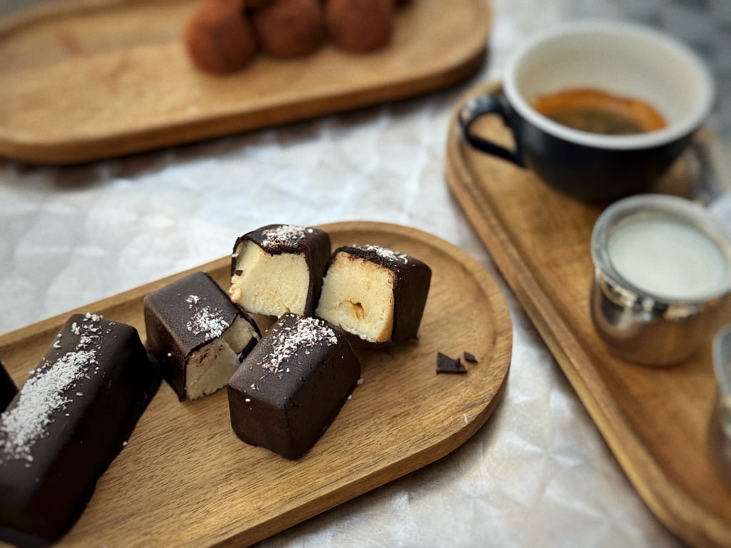 Батончик VEGAN з кокосовою карамеллю
