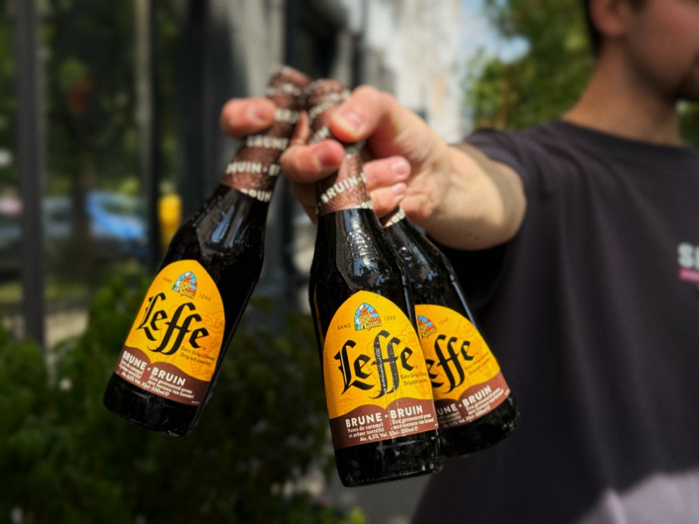 Пиво Leffe Brune 0,33 темне фільтроване