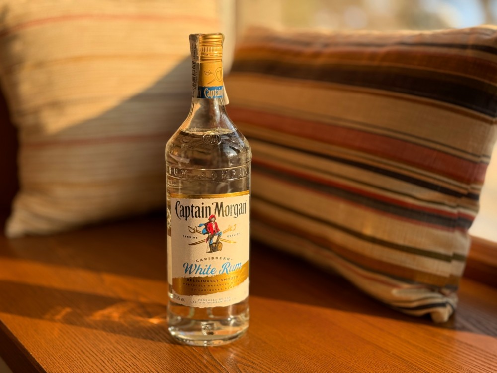 Ром Capitan Morgan