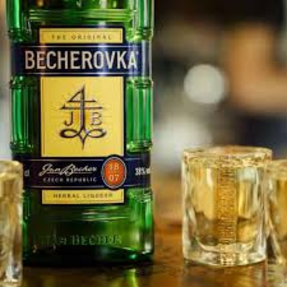 Настоянка Becherovka  50 мл.