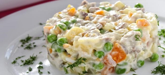 Olivier salad w. chicken / Оливье с курицей