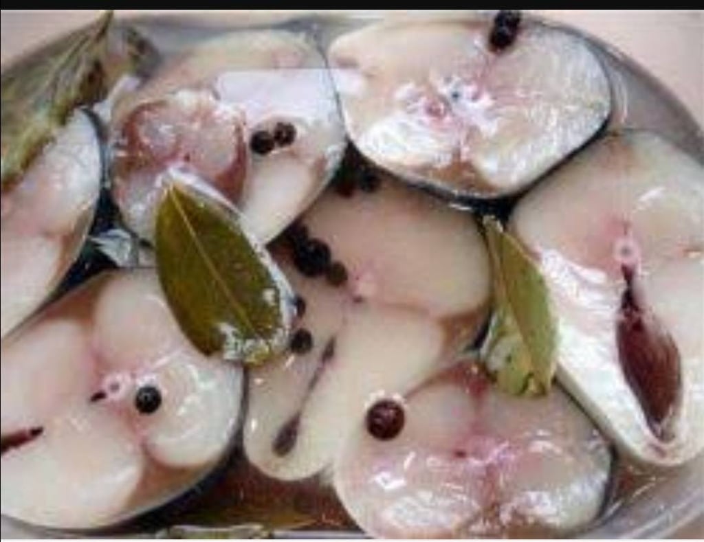 Marinated maskarel / Скумбрия пряного посола 1шт