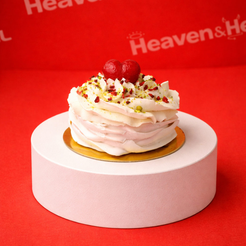 Павлова з ягідною начинкою