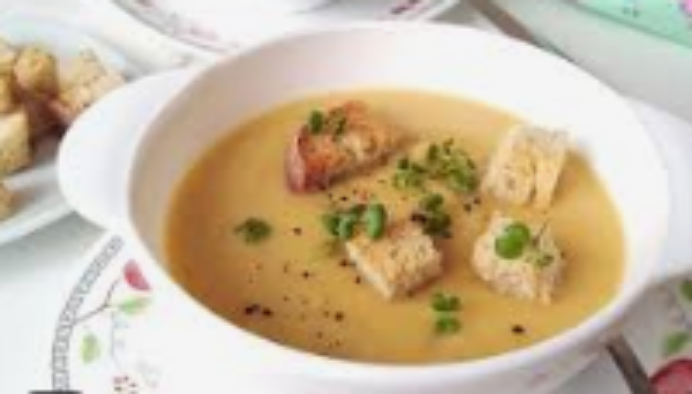 Суп-пюре овочевий з сухариками