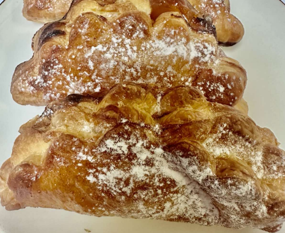 Гребінець з абрикосом