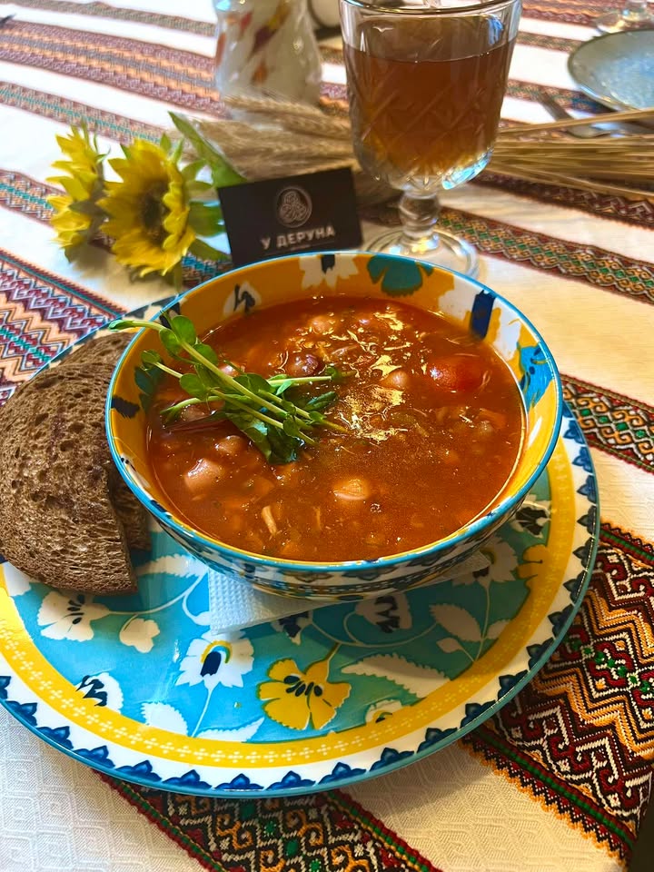 Суп гуляш мясний 350/50 гр.