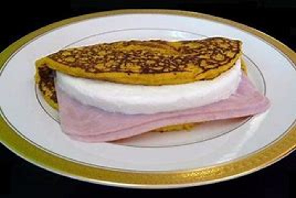 CACHAPA  JAMON Y QUESO