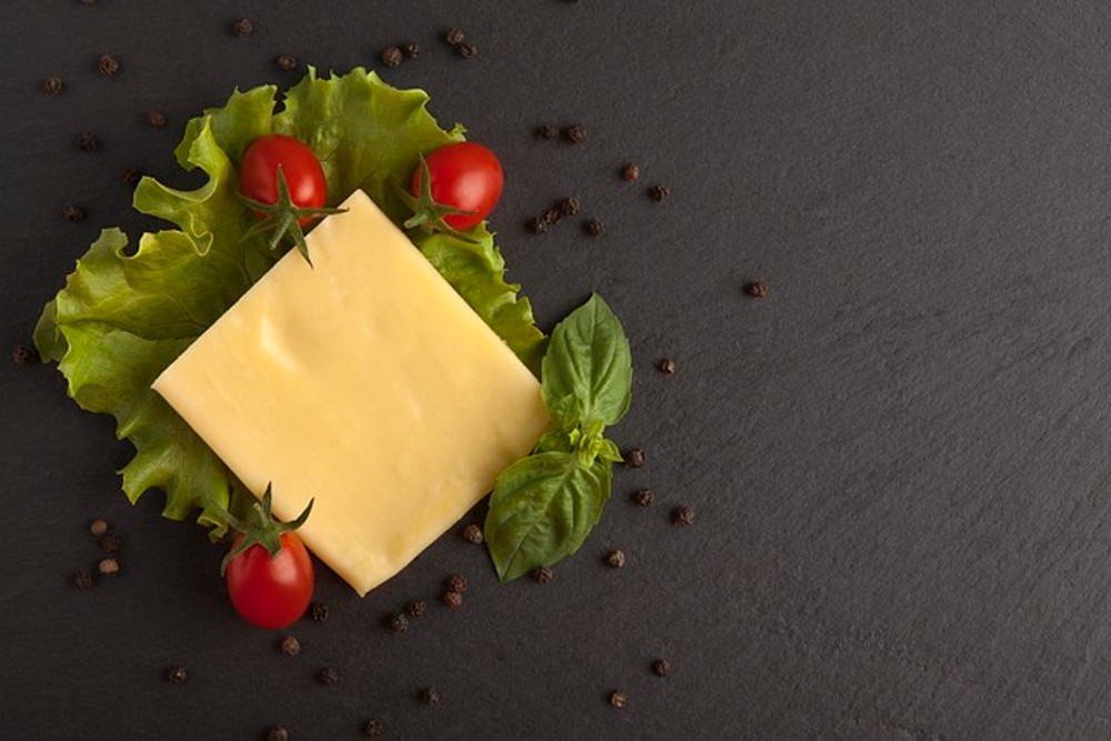 QUESO CHEDDAR