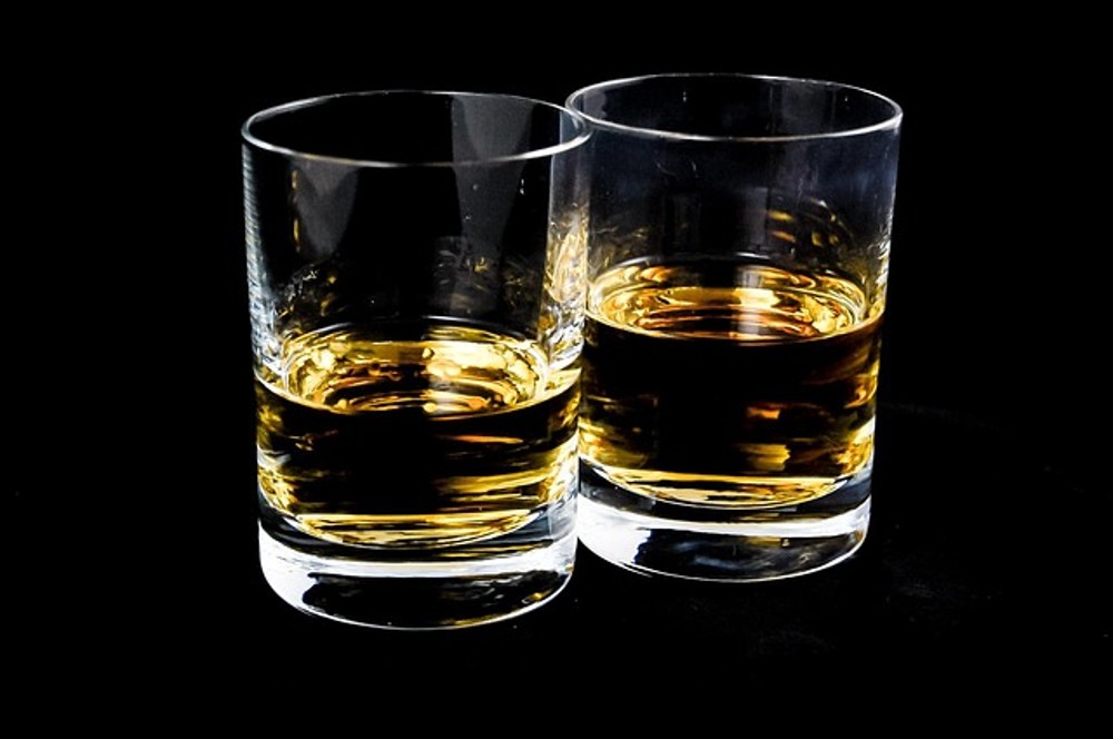 VASO BLACK AND WHITE