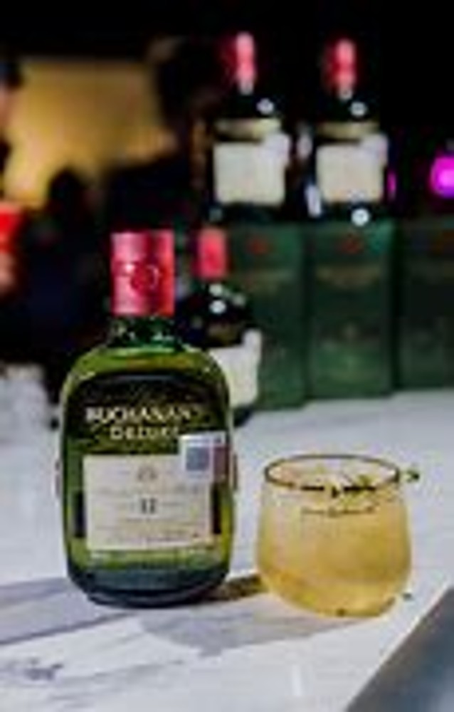 TRAGO BUCHANNANS