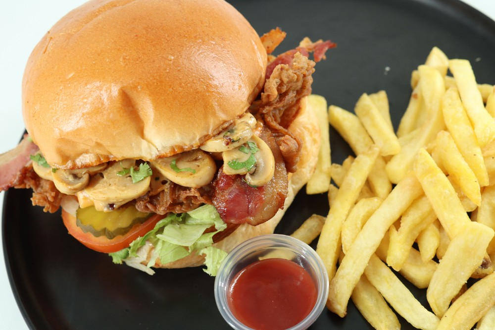 HAMBURGUESA CHAMPI POLLO