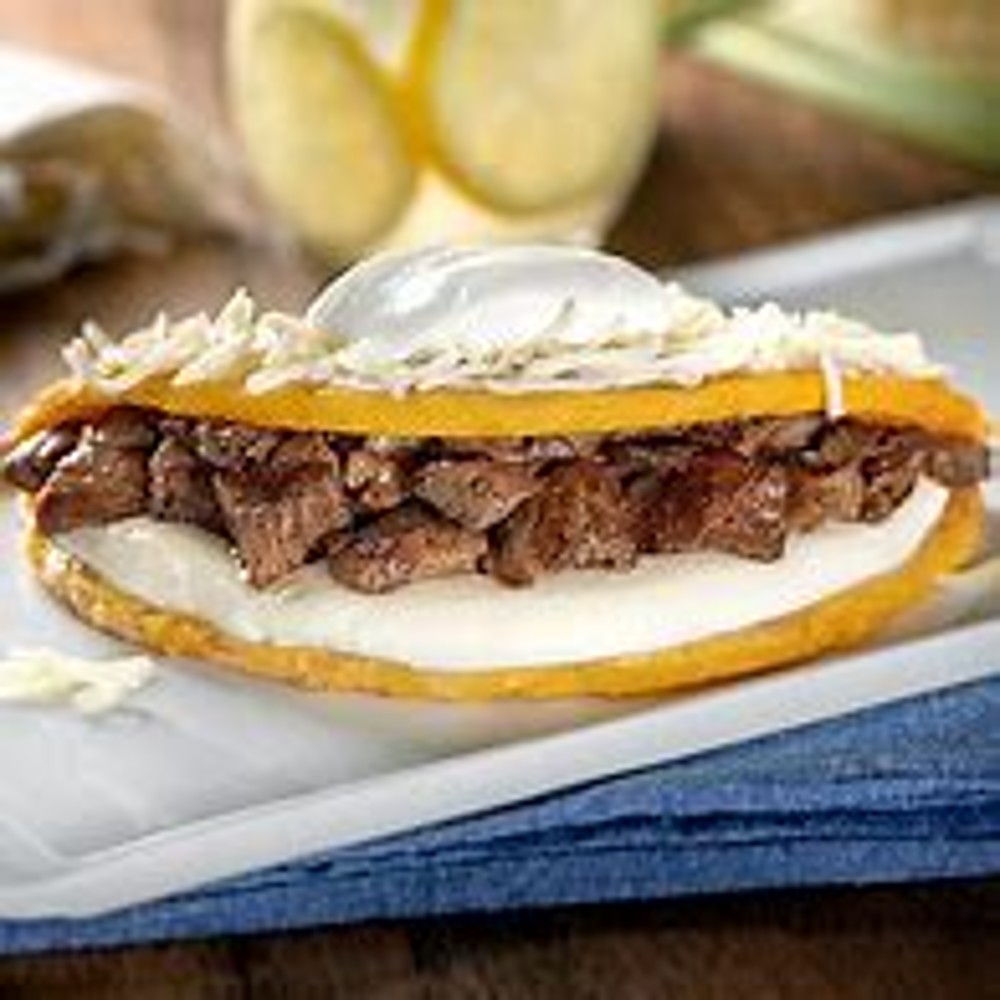 CACHAPA CON CARNE AL GRIL