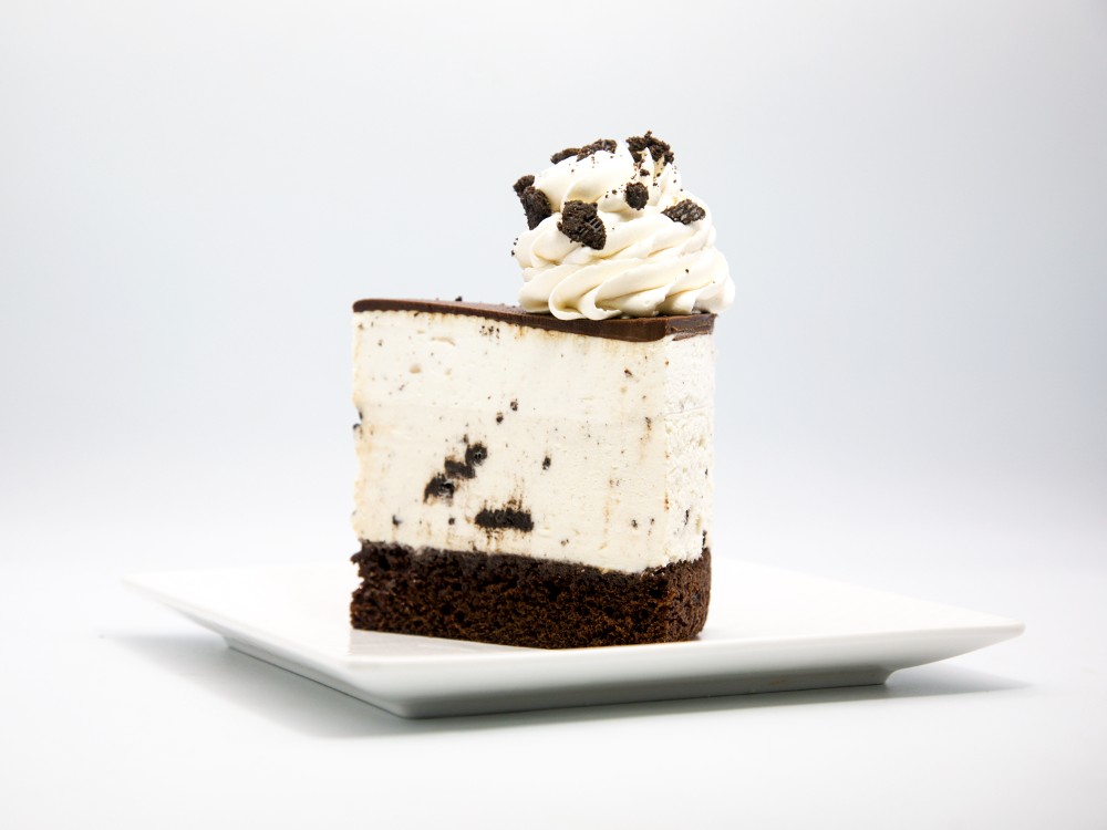 Oreo Tuxedo Cream Cheesecake