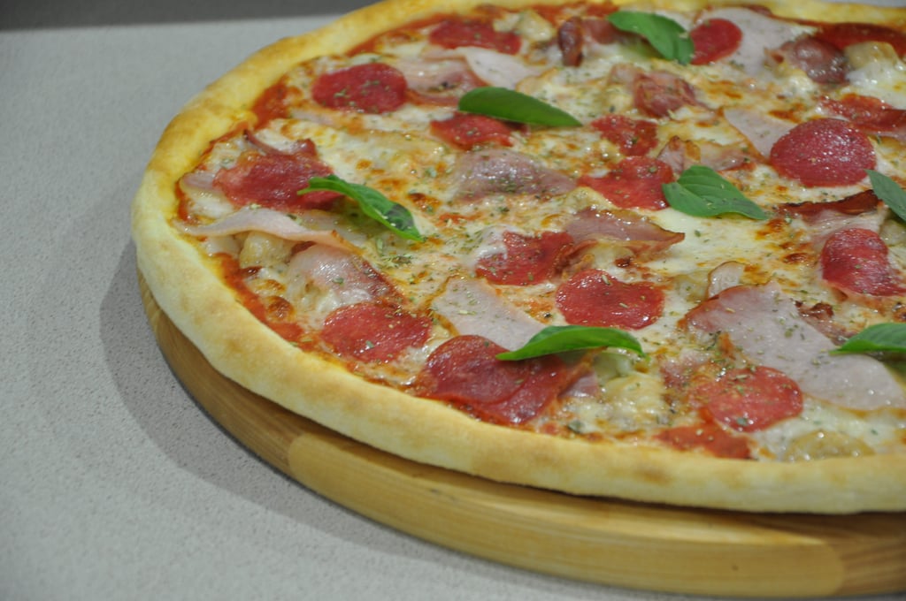 Піца М'ясна 30