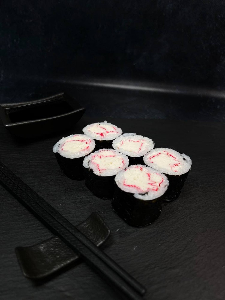 Макі з сніжним крабом