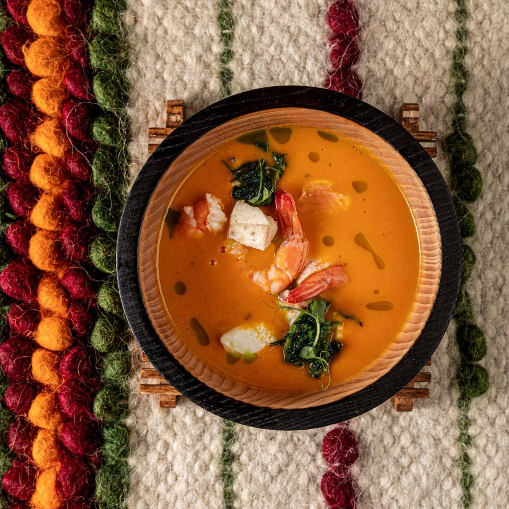 Гарбузовий суп-біск з дарами Чорного моря