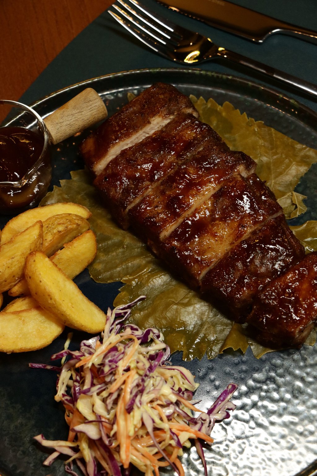 Ребра зі свинини в соусі BBQ