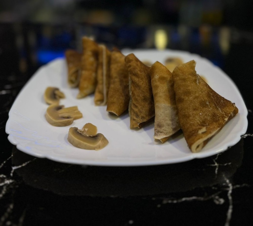 Млинці з куркою та грибами