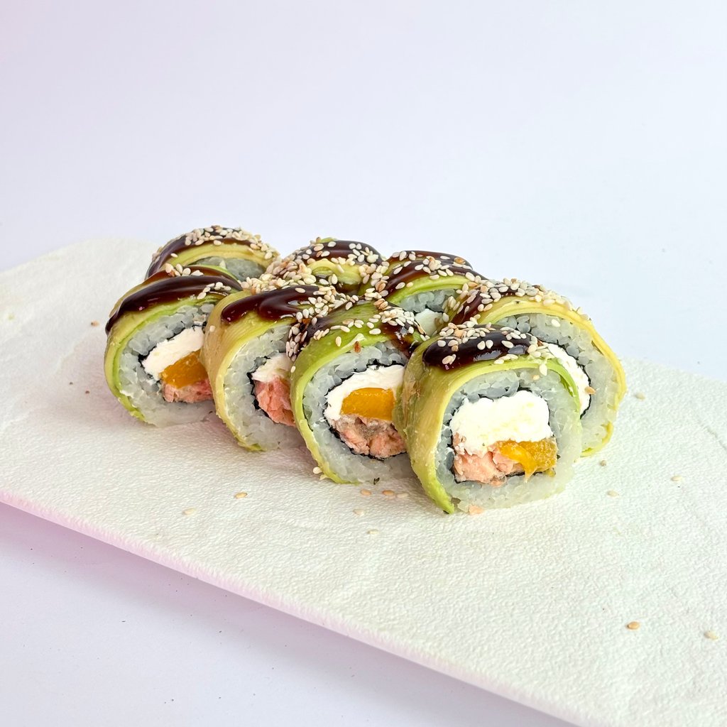 Авокадо рол з манго