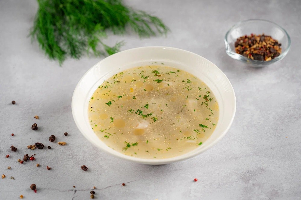 Пельмени с бульоном