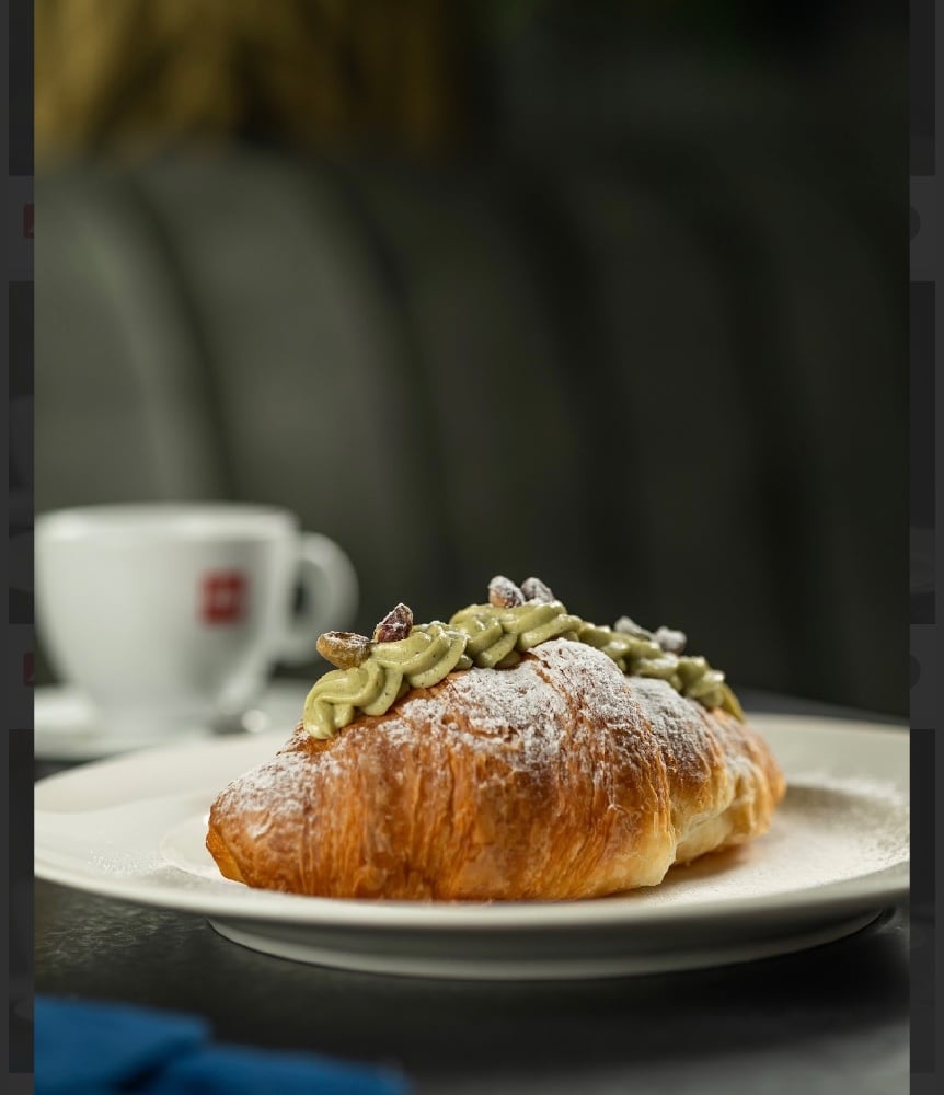 Круасан "Фісташковий", шт.