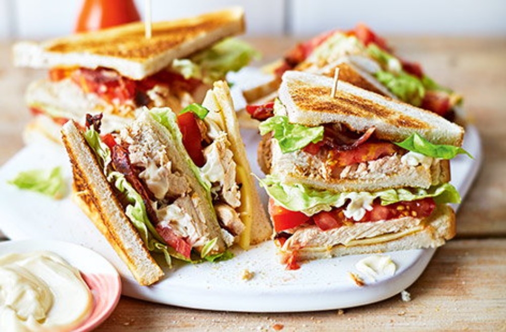 Club sandwich w Chicken / ქლაბ სენდვიჩი ქათმით