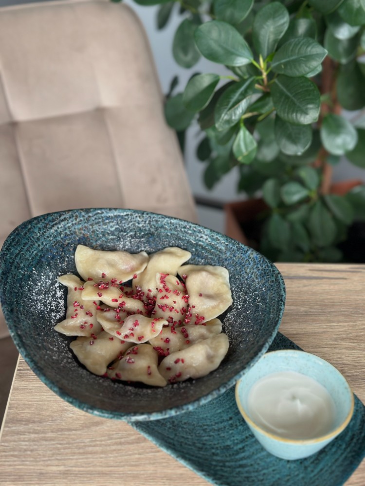 Вареники з вишнею