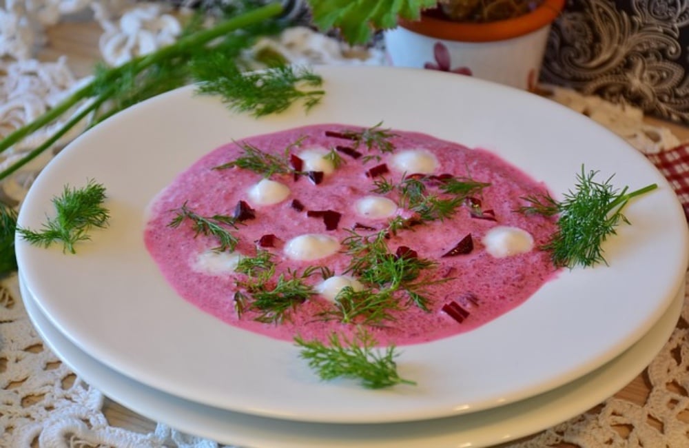 Beet-cream soup