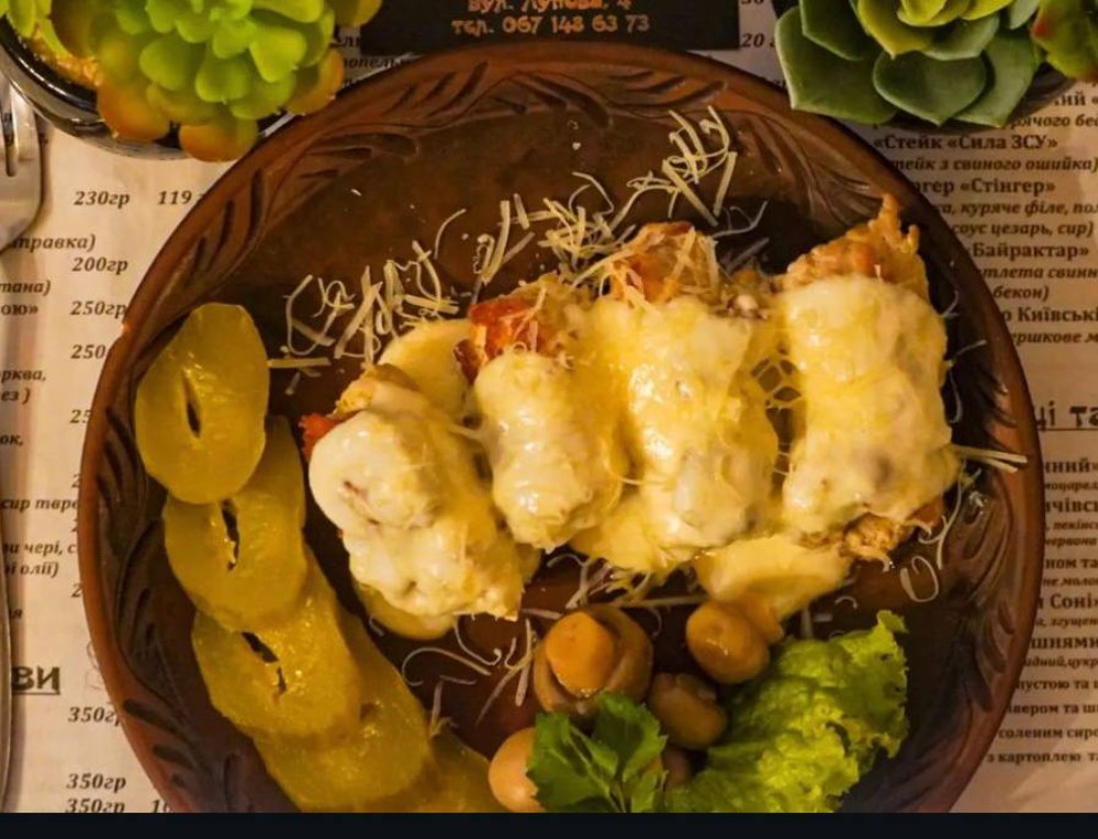 Крученики курячі з салом