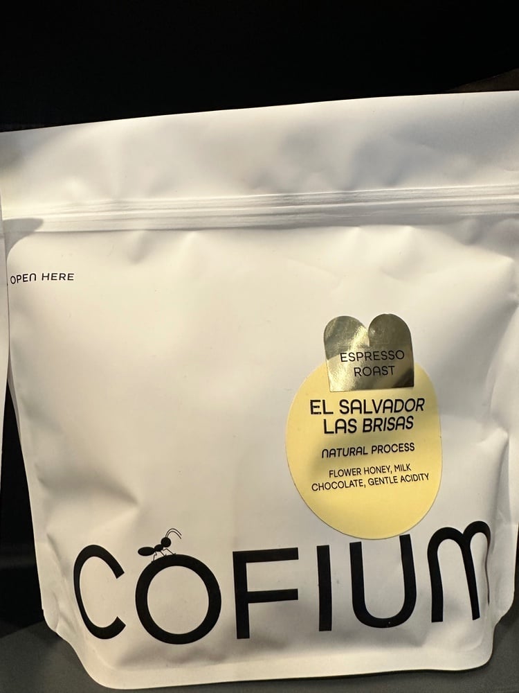 Salvador Las Brisas/Small Pack