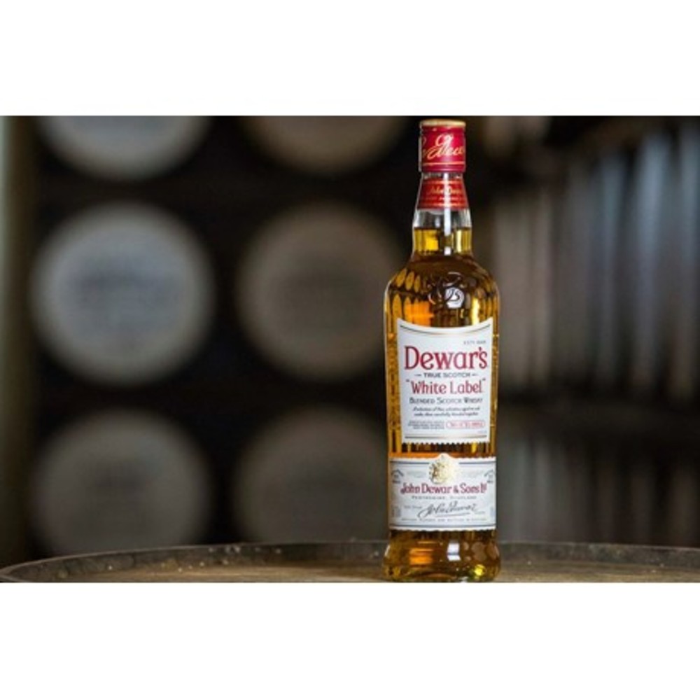 Віскі Dewar's White Label, 1L