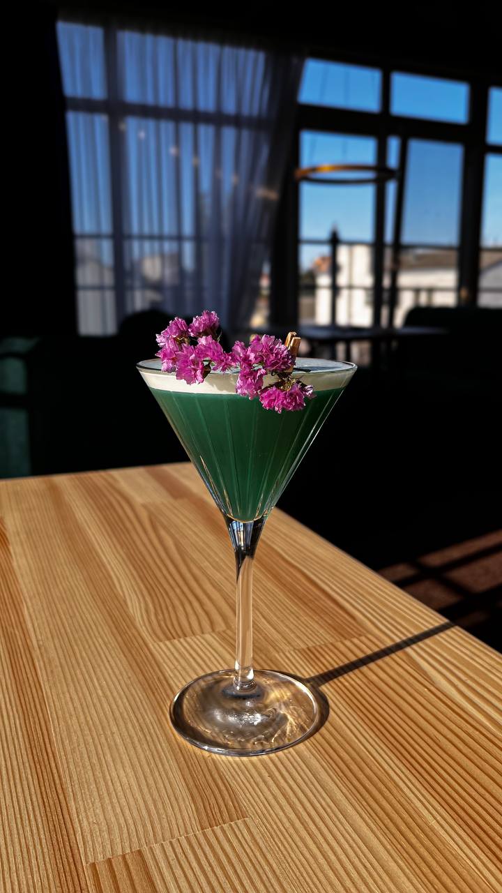 Cocktail Oasis 