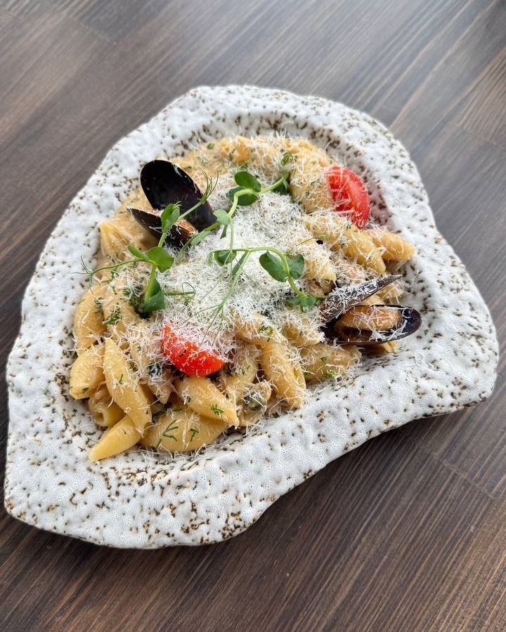 Паста з мідіями у вершковому соусі / Pasta con le cozze