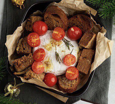 Камамбер запечений  з крутонами   