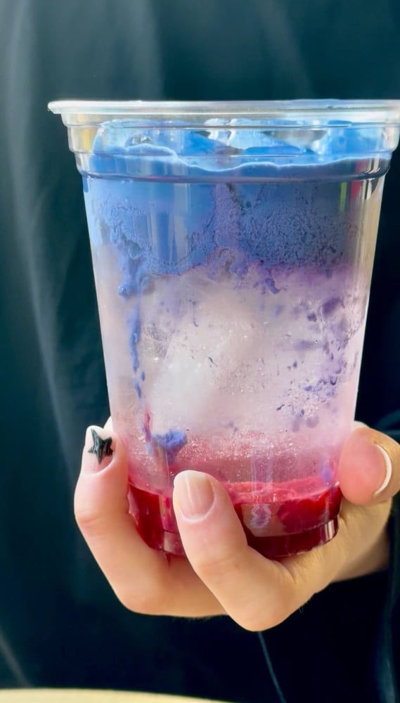 Анчан клауд-тонік з малиною