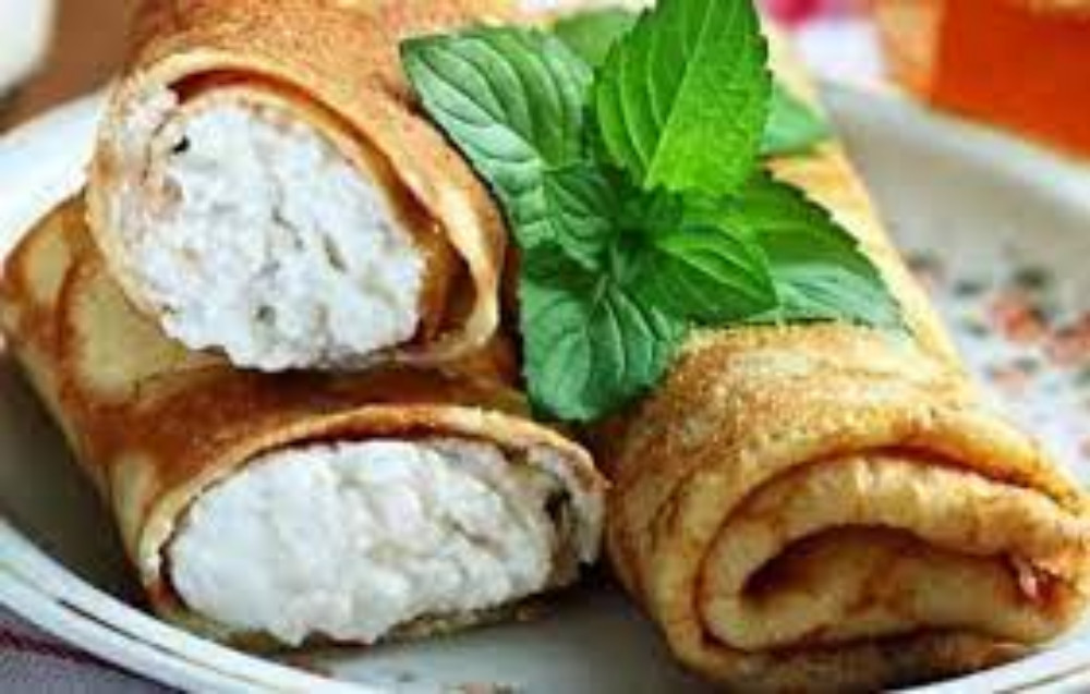 Млинці з кисломолочним сиром