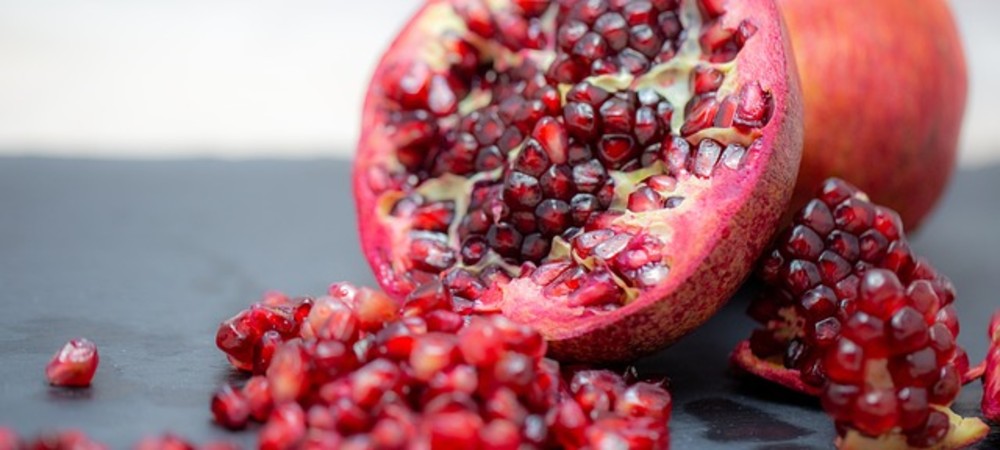 ბროწეულის წევენი / Pomegranate Juice