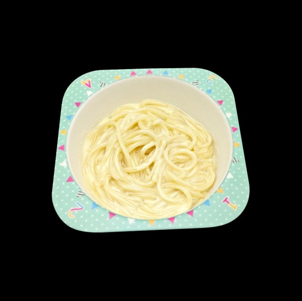 Spaghetti with cream sause