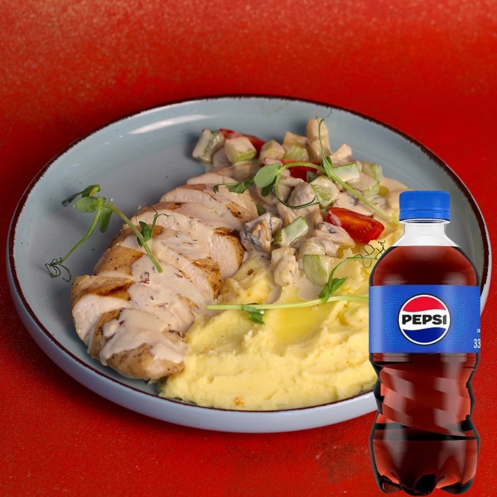 Комбо Куряча грудка у вершковому соусі з овочами і ПЮРЕ + 1 PEPSI 0,33