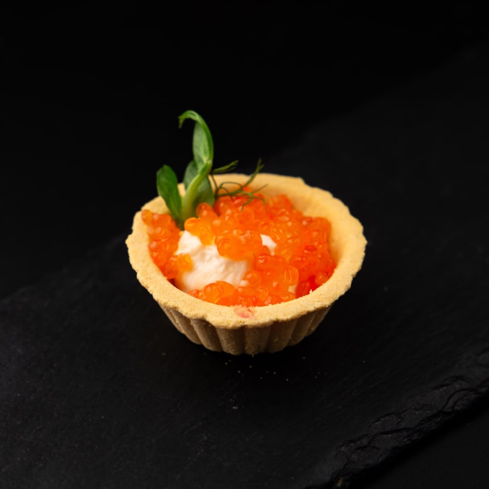 Тарталетка з червоною ікрою і крем-сиром 25г