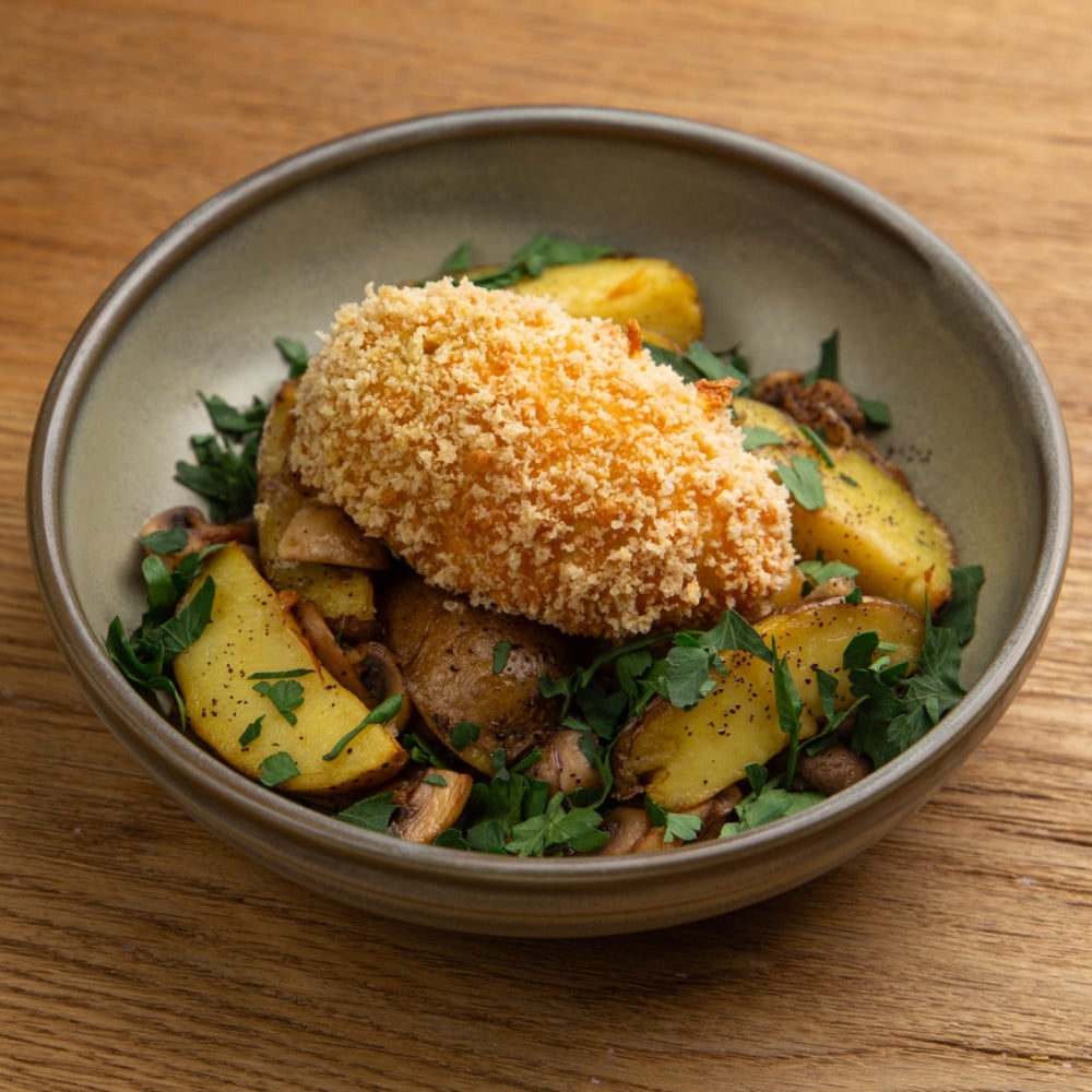 Котлета по-київськи з картоплею з грибами