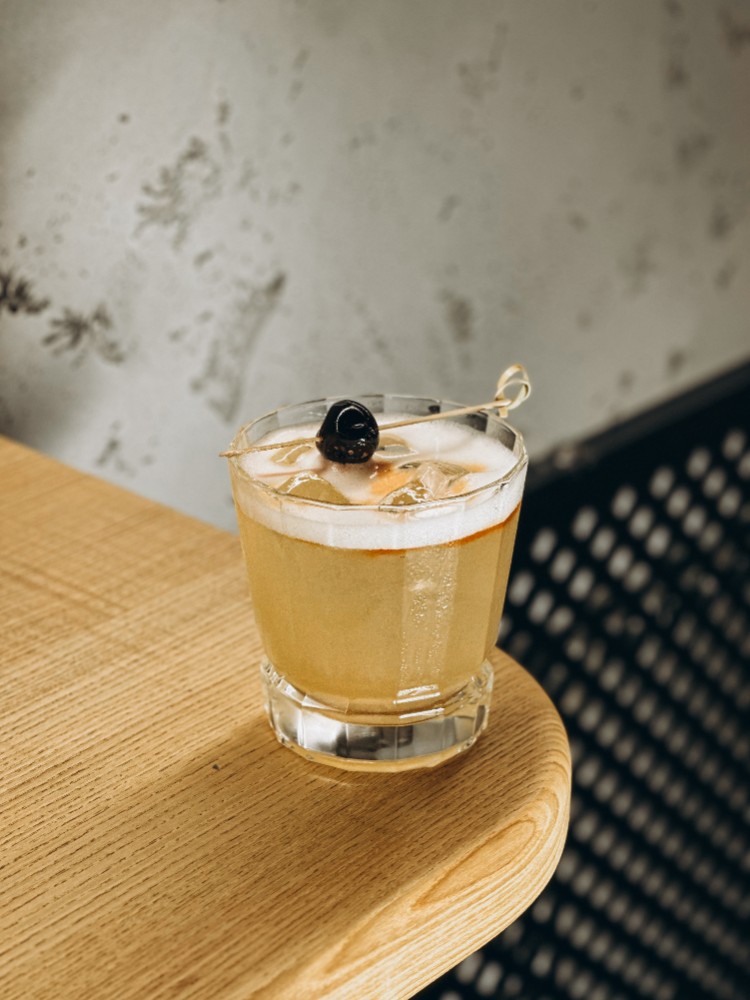 Коктейль Whiskey Sour