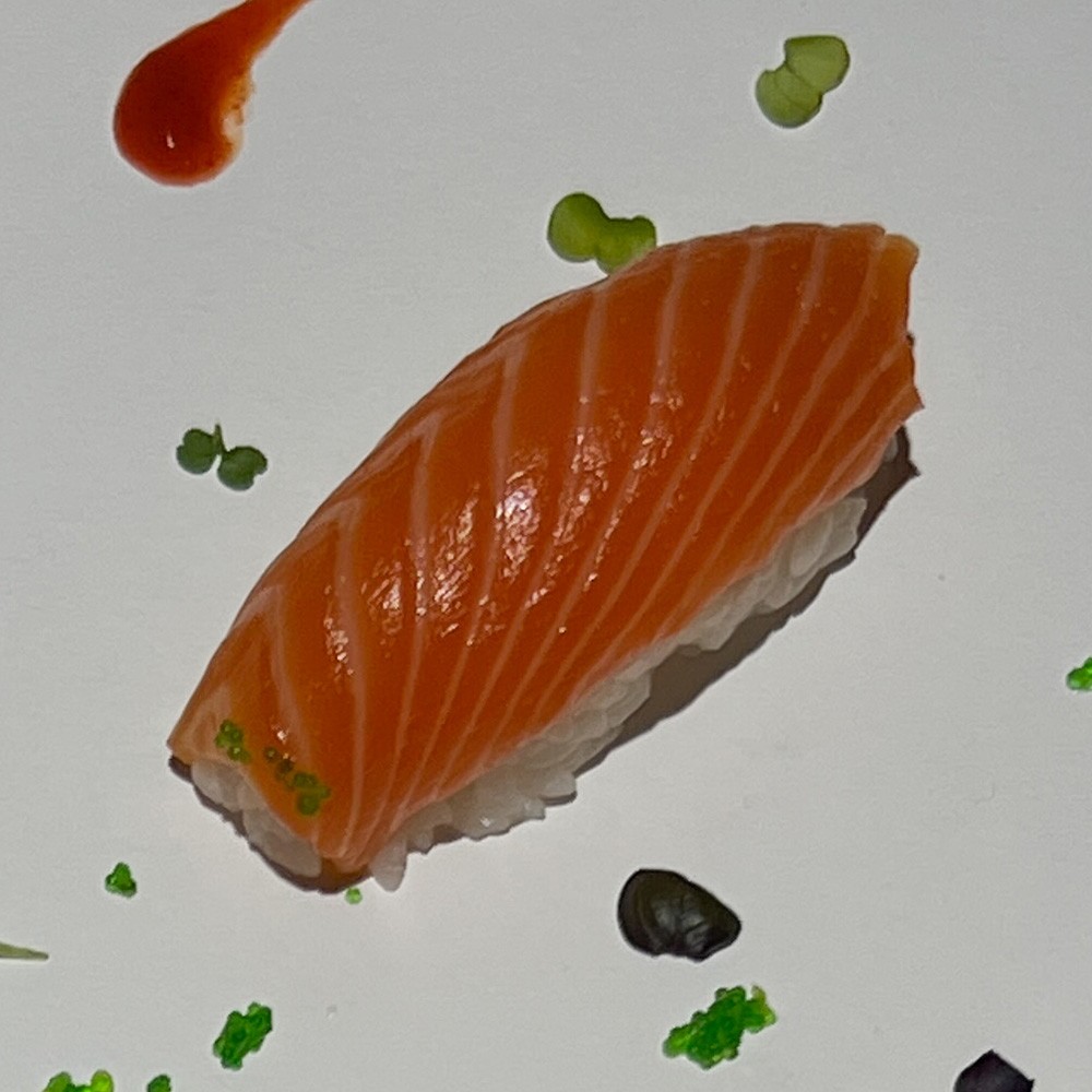 Salmon Nigiri - 2pc