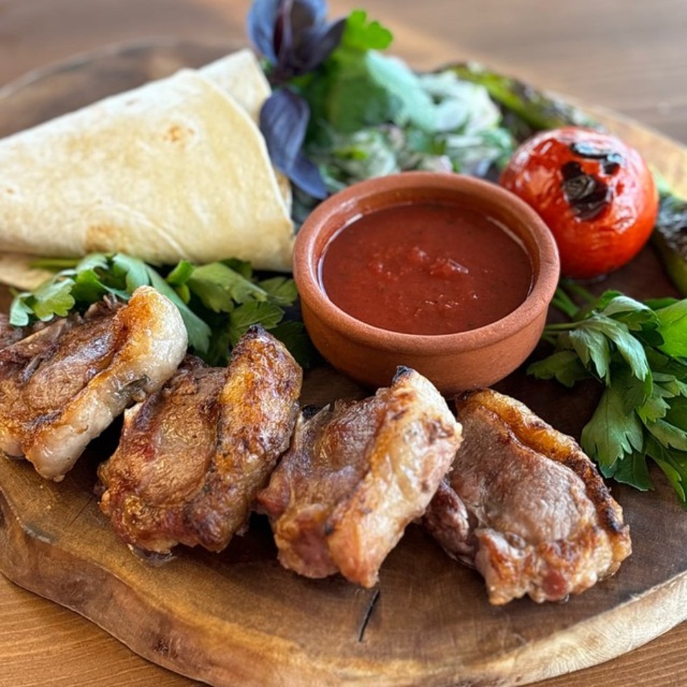 Kuzu Bonfile kebabı / Шашлык из баранины 400gr