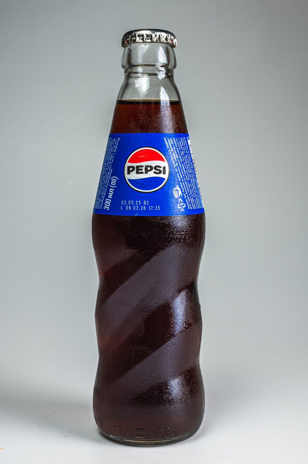 Вода "Пепсі" 0.3 л