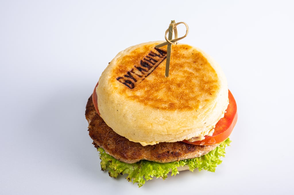 Вуглянча з курячою котлетою (100/100/35/50 г)