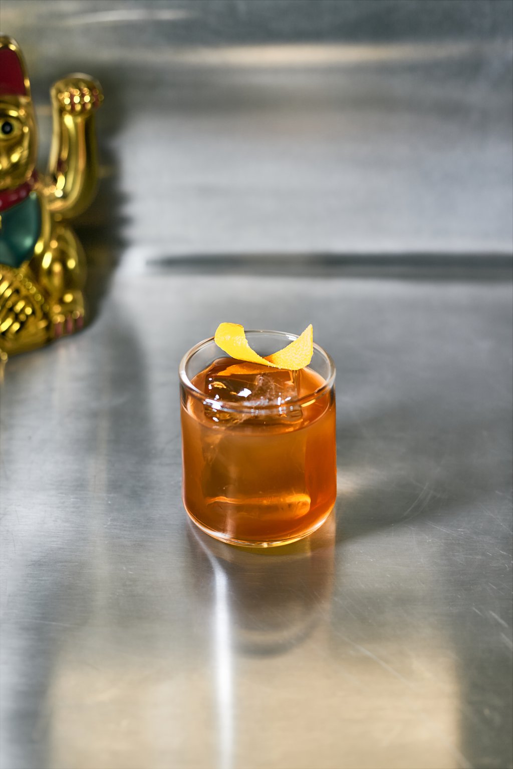 Коктейль Sesame Old Fashioned