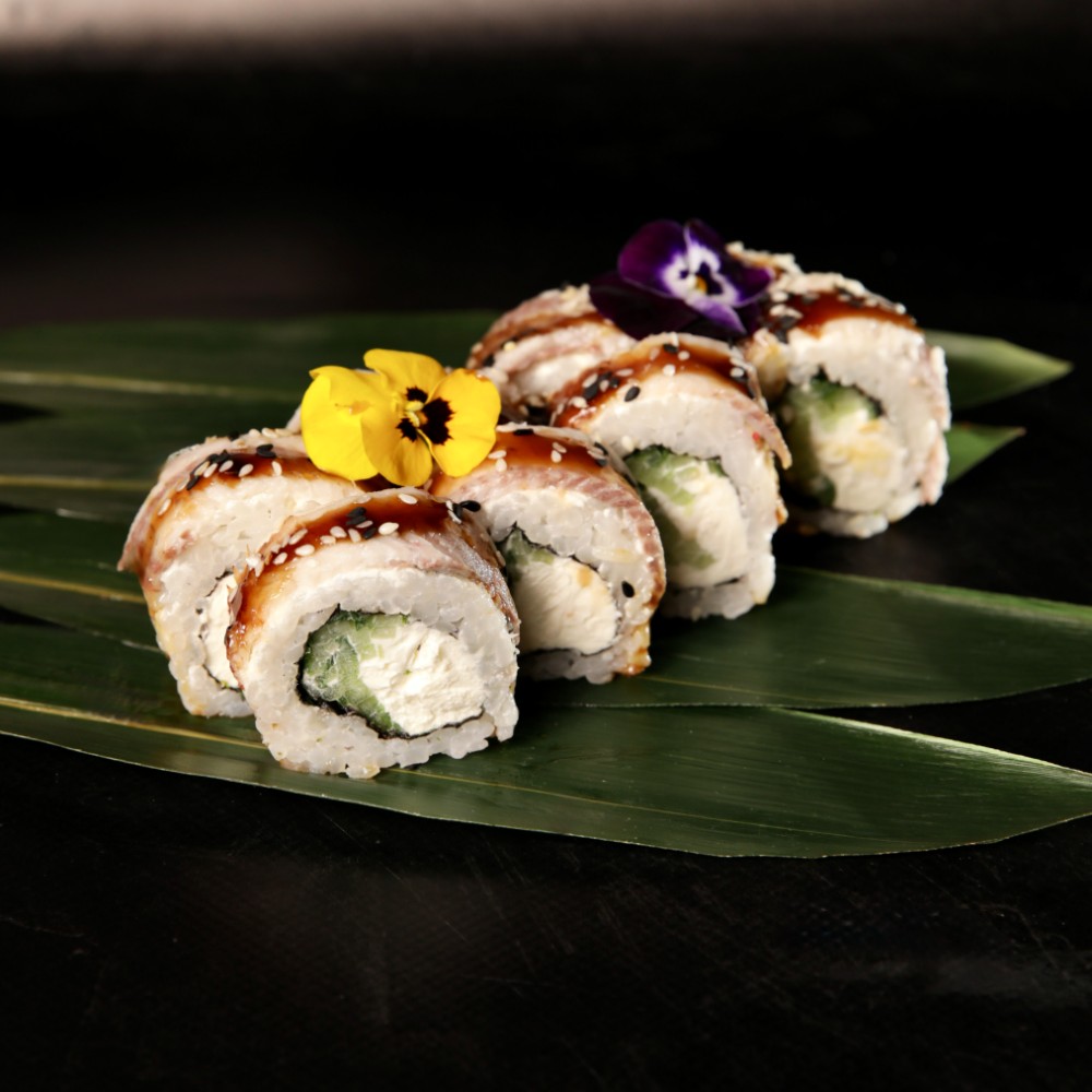 Філадельфія з вугрем (270г) 8шт